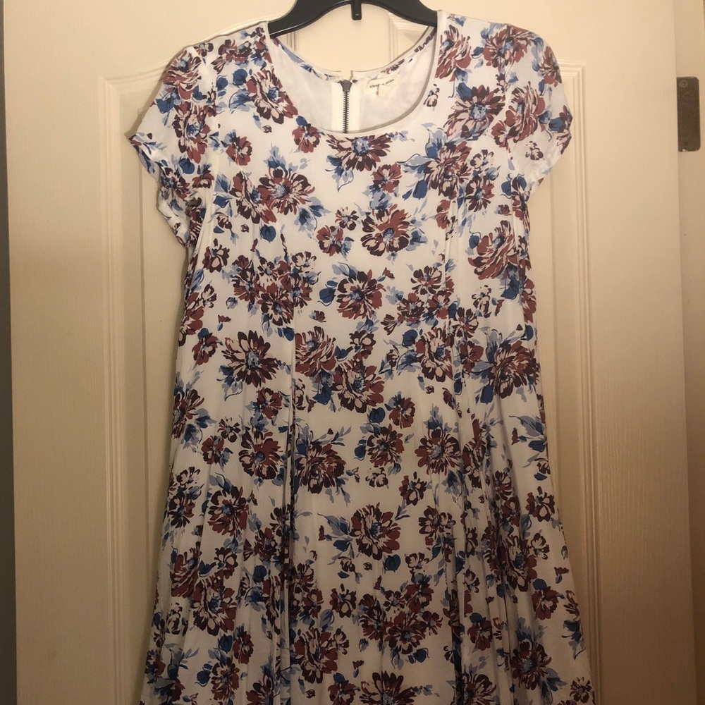 A beautiful Urban Outfitters swing dress